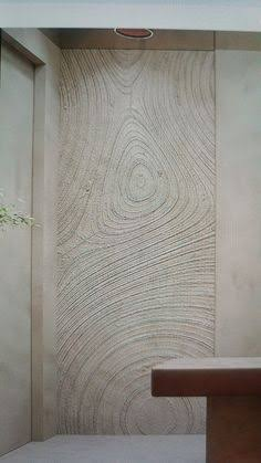 Wood-grain effect decorative wall finish